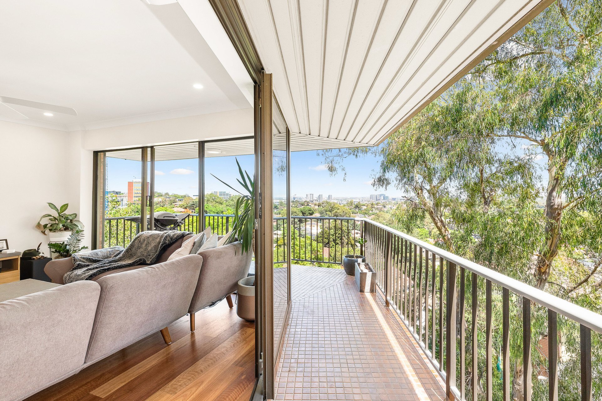 12/220 Blaxland Road, Ryde Sold by Cassidy Real Estate - image 1