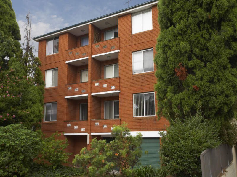 6/11 Linsley Street, Gladesville Sold by Cassidy Real Estate - image 1