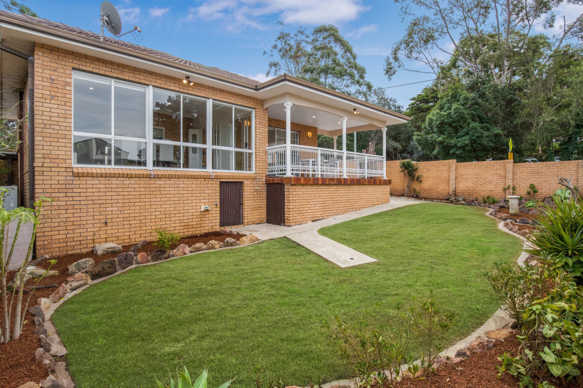 2 Crown Street, Henley Sold by Cassidy Real Estate - image 1