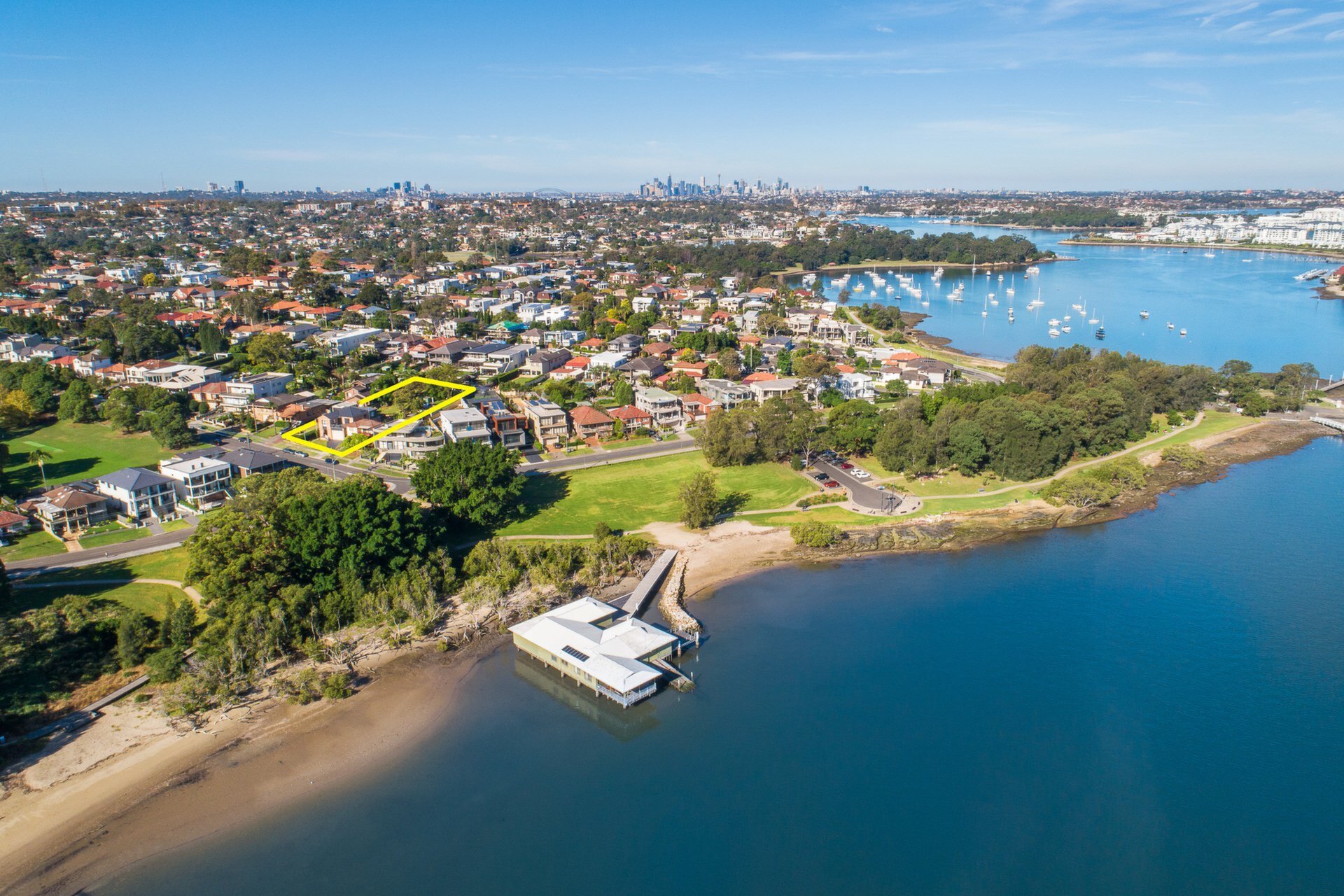 76 Douglas Street, Putney Sold by Cassidy Real Estate - image 1