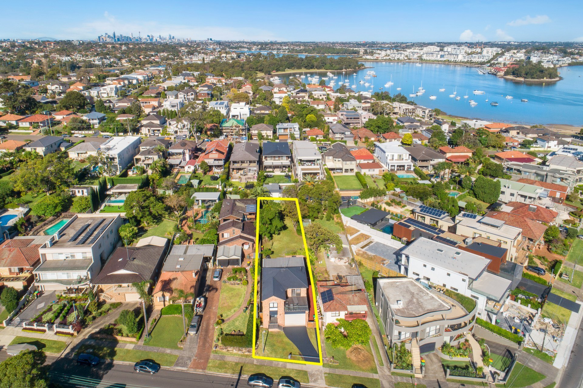 76 Douglas Street, Putney Sold by Cassidy Real Estate - image 1