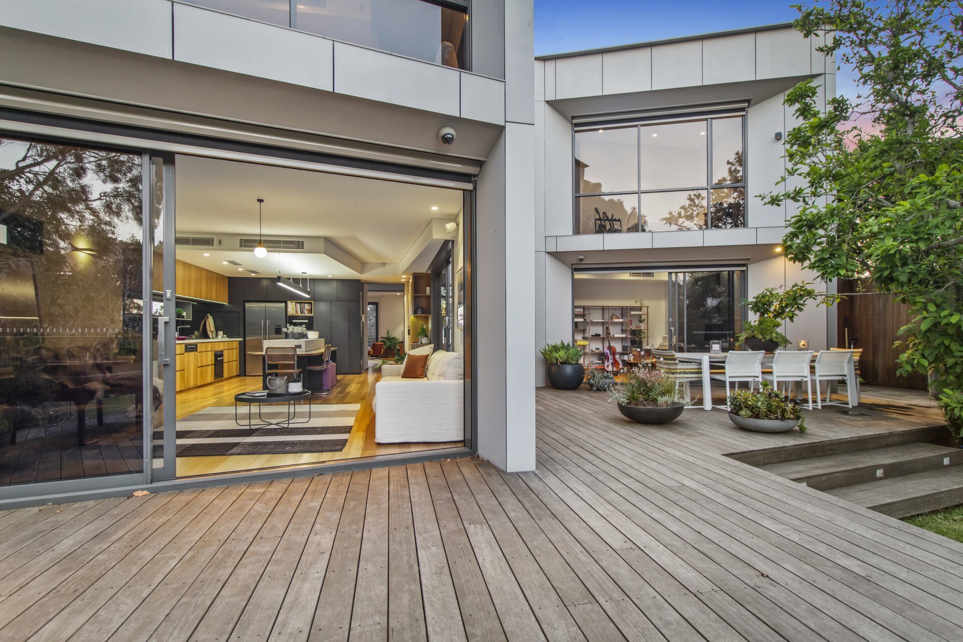 65 Waterview Street, Putney Sold by Cassidy Real Estate - image 1