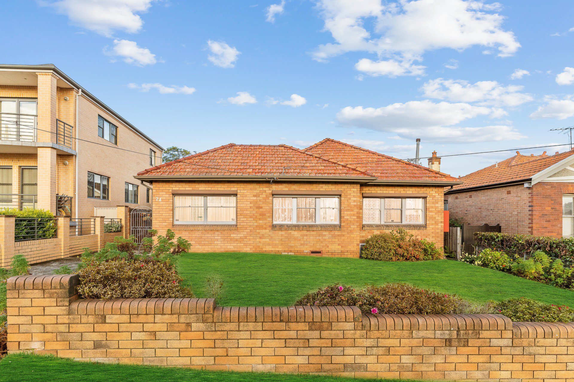 24 Douglas Street, Putney Sold by Cassidy Real Estate - image 1