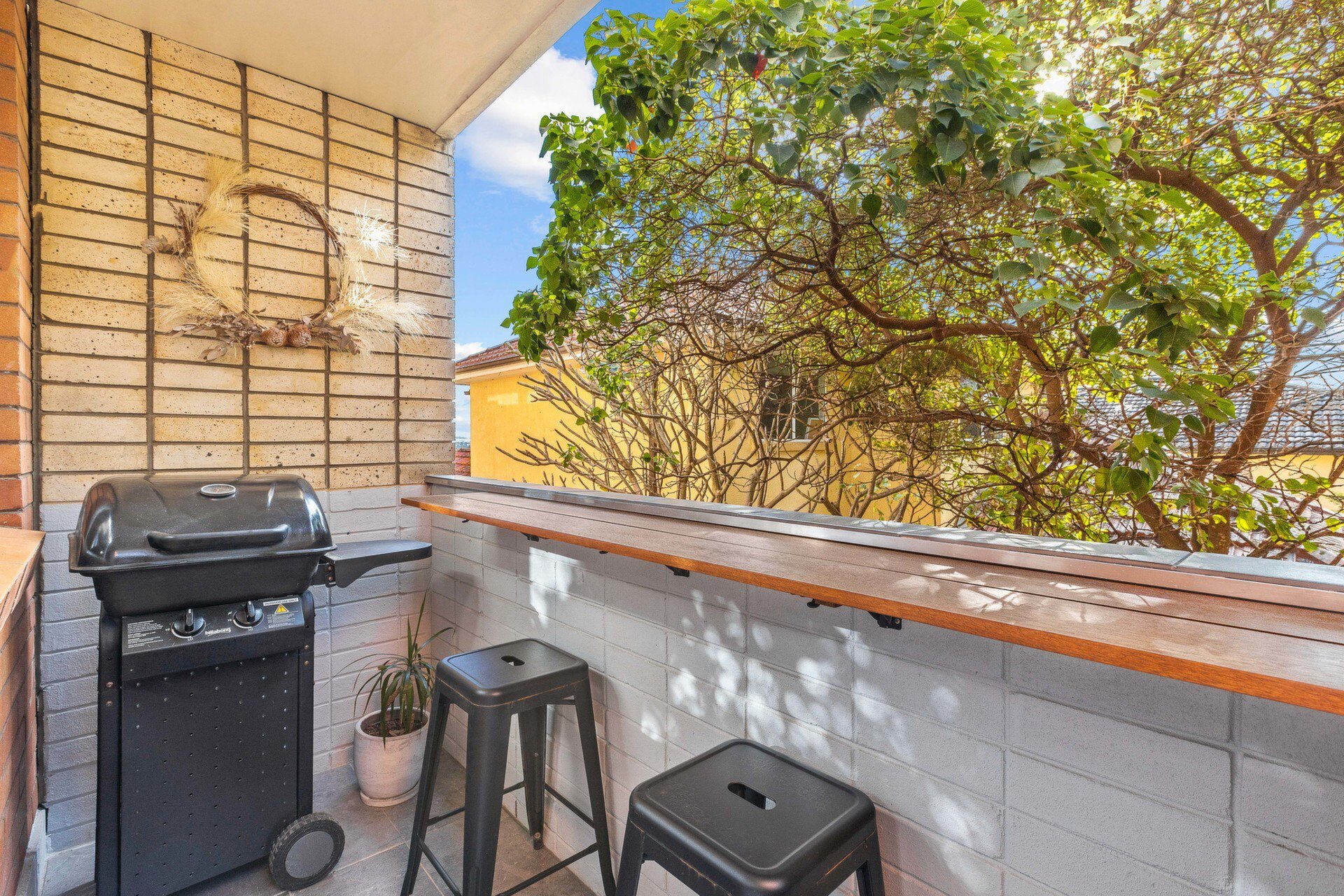 8/5 Western Crescent, Gladesville Sold by Cassidy Real Estate - image 1